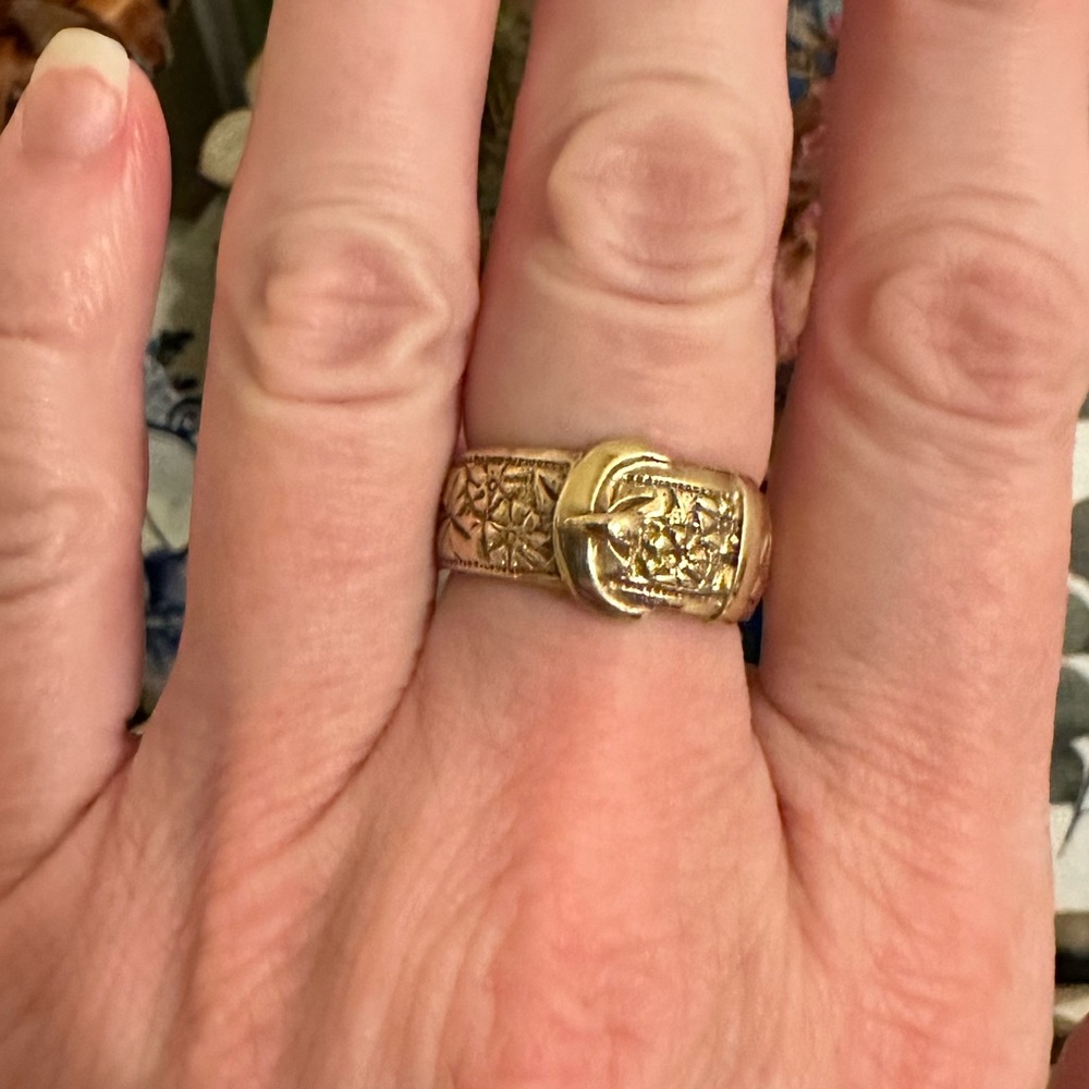 Antique 9K Gold Heavy 9g Blossom Buckle Ring Size 8.5 - Picture 10 of 10